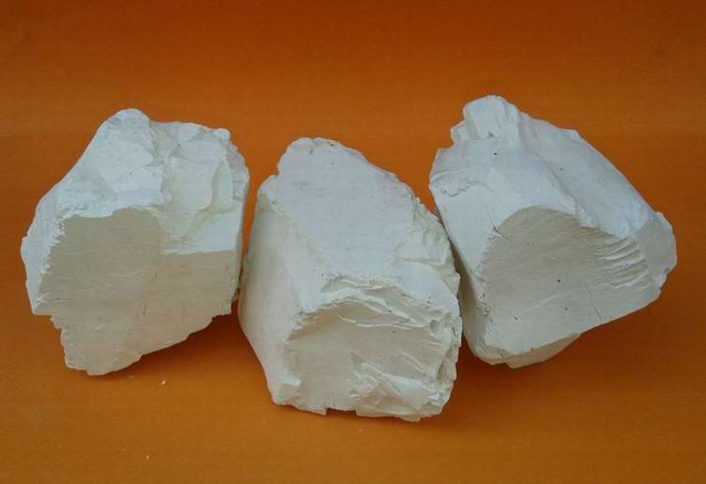 For manufacturing high-quality refractory products flint clay clinker