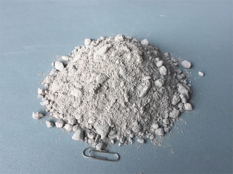 Refractory castable