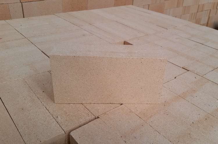 low Porosity fire clay Bricks 