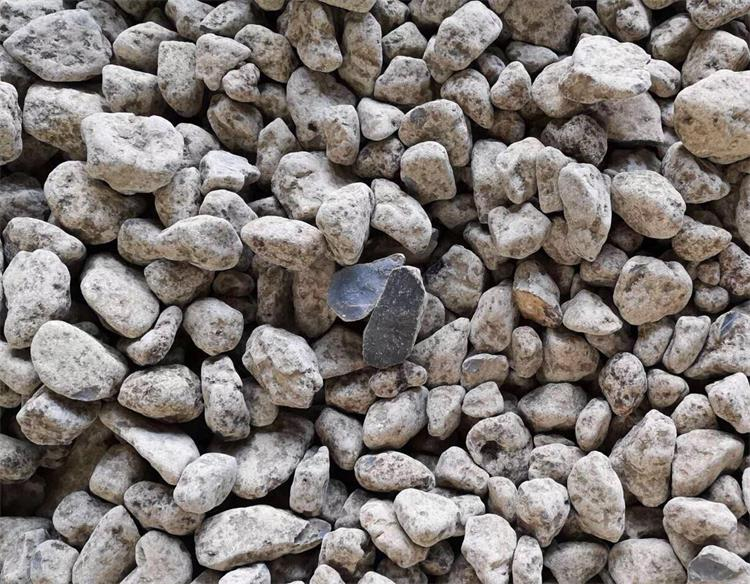 Mainly used for manufacturing high-quality refractory products Rotary kiln calcined bauxite 