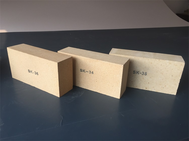 Refractory fire brick