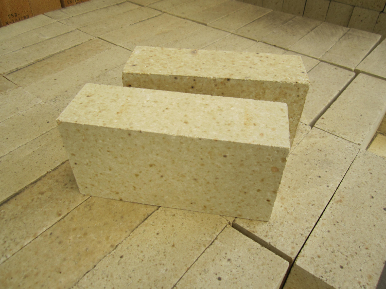 low Porosity fire clay Bricks