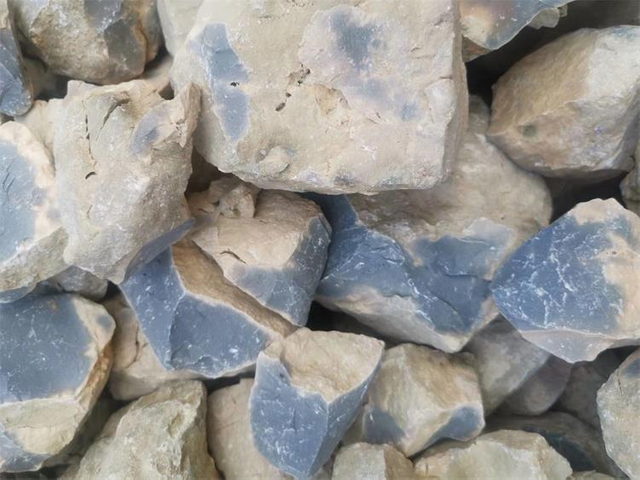 Mainly used for manufacturing high-quality refractory productsBauxite clinker