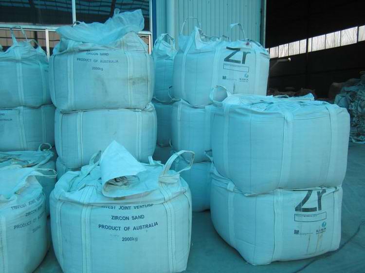 Zircon flour Zircon sand